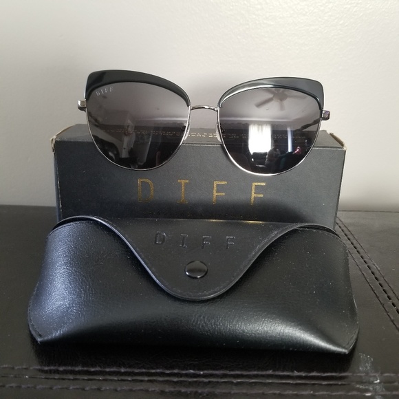 Diff Eyewear Accessories - New In Box DIFF Charitable Eyewear Sunglasses Diff Eyewear Accessories - New In Box DIFF Charitable Eyewear Sunglasses